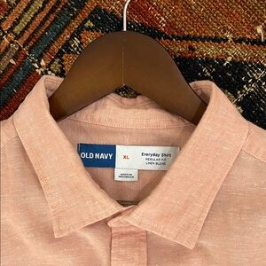 Old Navy Men's Light Pink Button Down Linen and Cotton Shirt